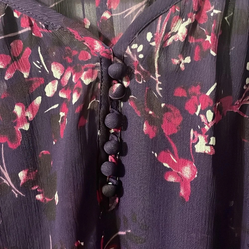 💰Express semi sheer purple floral print dolman sleeve top oversized medium - Picture 3 of 6